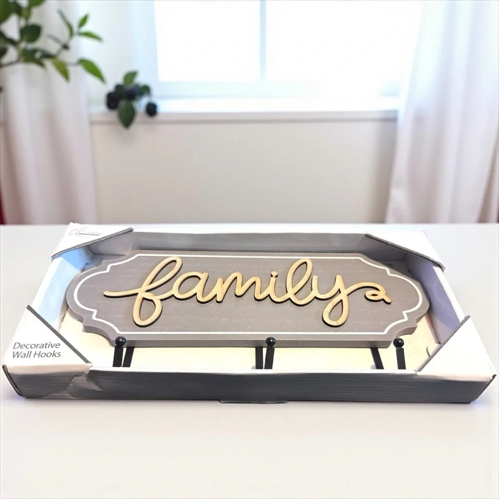 Charming Farmhouse Style “Family” Wall Hooks - True Living Essentials I NWT